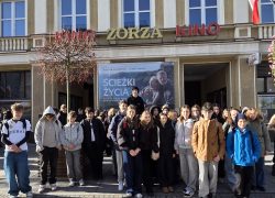 Wyjazd klas VII-VIII na spektakl „Zemsta”
