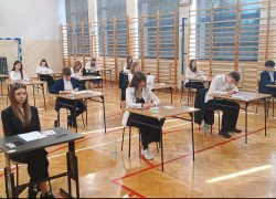 Wysokie wyniki egzaminu &oacute;smoklasisty