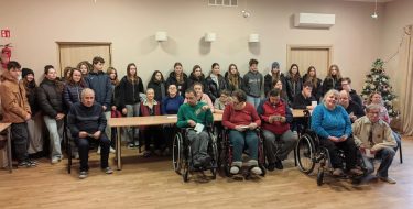 &bdquo;Magia dawania i otrzymywania&rdquo; &ndash; świąteczne spotkanie z Podopiecznymi Środowiskowego Domu Samopomocy w Mogielnicy